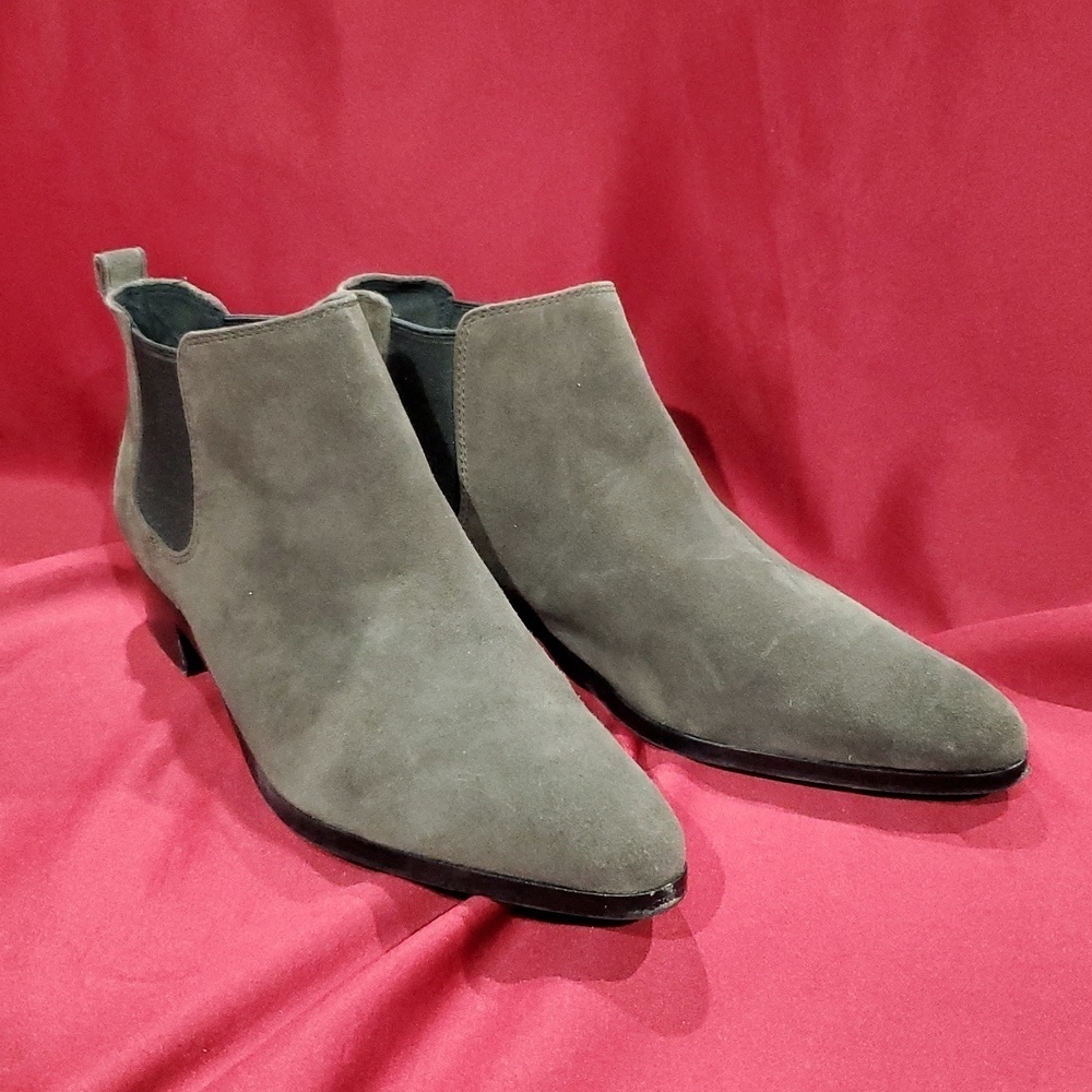 Coach chocolate brown suede Chelsea ankle bootie